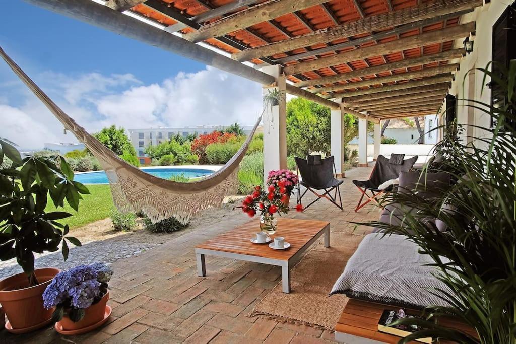 Villa St Pool Gardens Sesimbra,tranquility 10min *